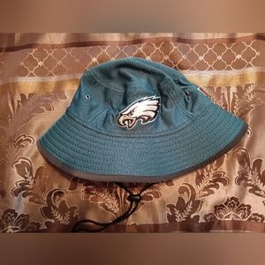 🦅 EAGLES NEW ERA BUCKET HAT